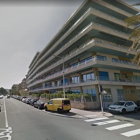 Studio Climatise Avec Terrasse, Face A La Mer, Proche Centre-ville Et Plages - Fr-1-196-298 Menton