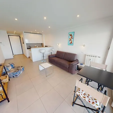 Apartamento Studio Climatise Avec Terrasse, Face A La Mer, Proche Centre-ville Et Plages - Fr-1-196-298